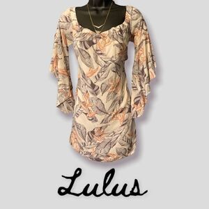 𝅺: : LULUS Leaf Print Long Sleeve Bell Sleeve Cut Out Back Short Dress : :